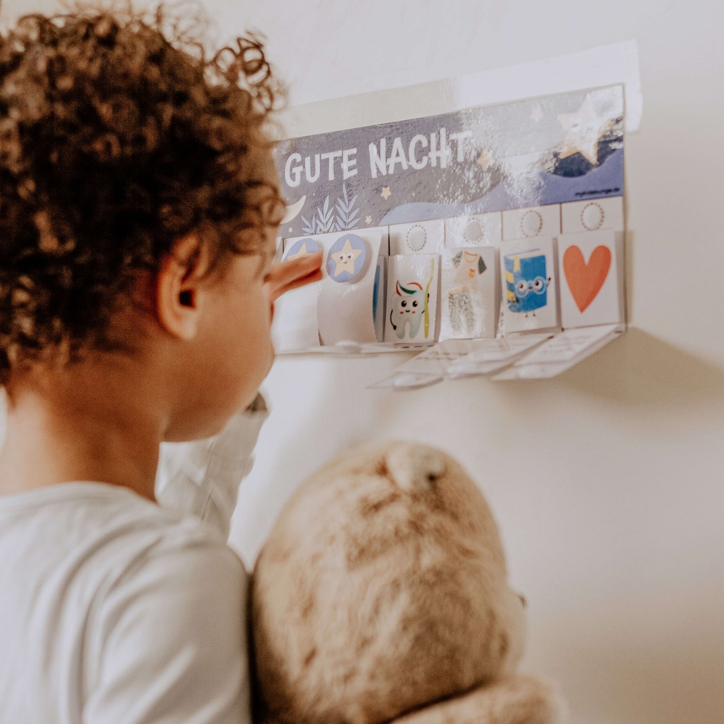 DIY Routineplan Kind klappt Abendroutine hoch